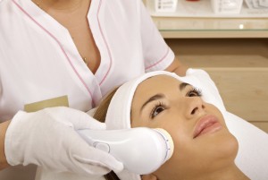 <strong>Laser hair removal </strong>in professional studio.
